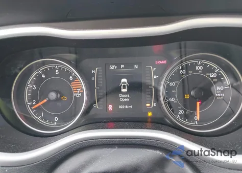 2018 Jeep Cherokee Latitude Plus 4X4 из США, поврежденный, VIN 1C4PJMLB3JD562727